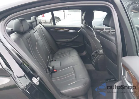 2018 BMW 530E xDrive Iperformance z USA, uszkodzony, nr VIN WBAJB1C59JB084334